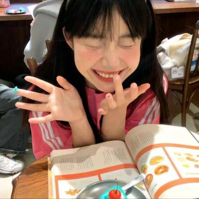 南家三姐妹 甜品别腹 海报